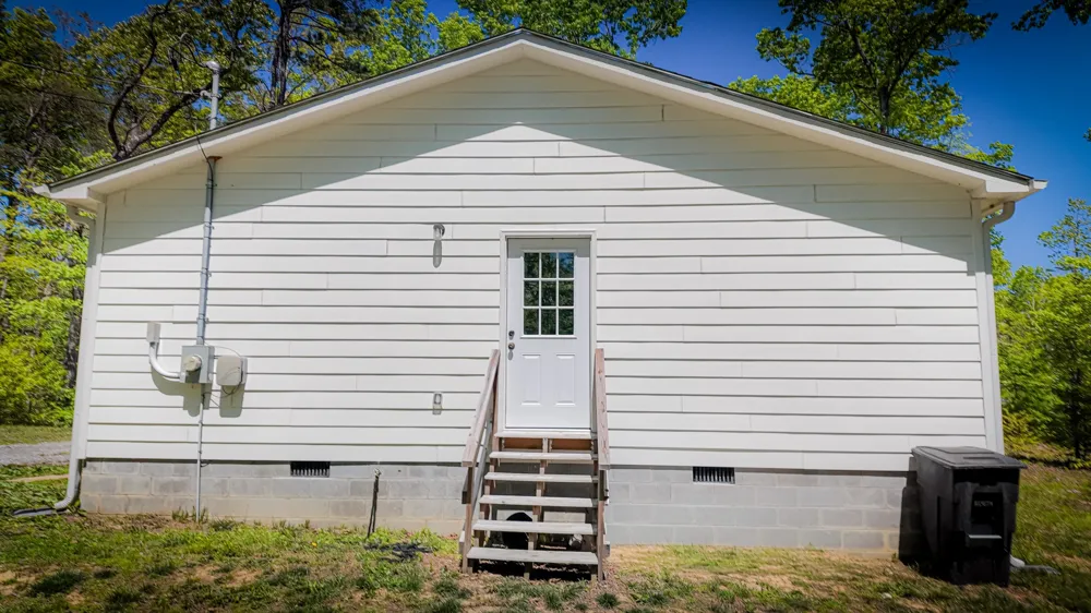 506 Dollar Dr Altamont, TN 37301
