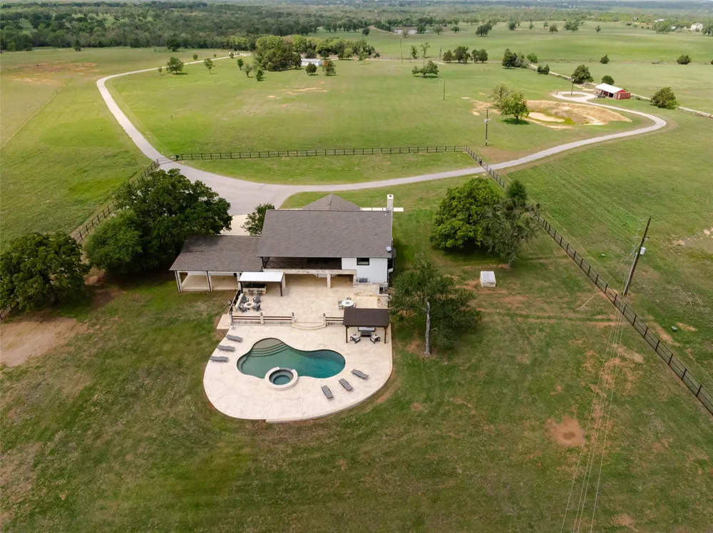 187 Cedar Creek Drive Cedar Creek, TX 78612