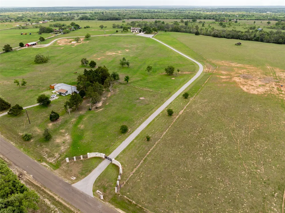 187 Cedar Creek Drive Cedar Creek, TX 78612