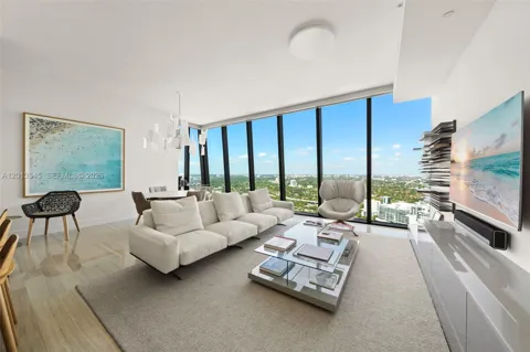1451 Brickell Ave #4103