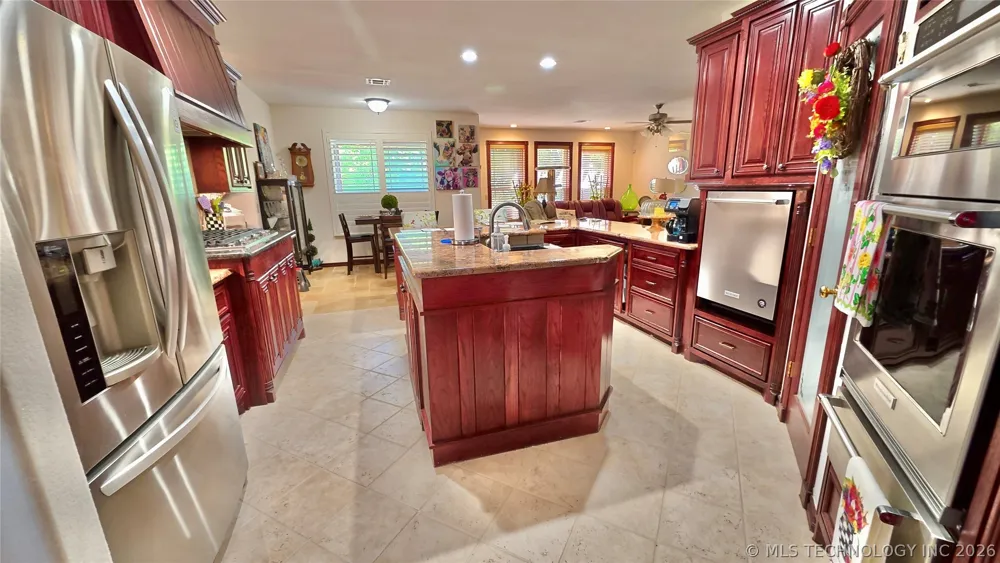 418970 E 1152 ROAD Checotah, OK 74426