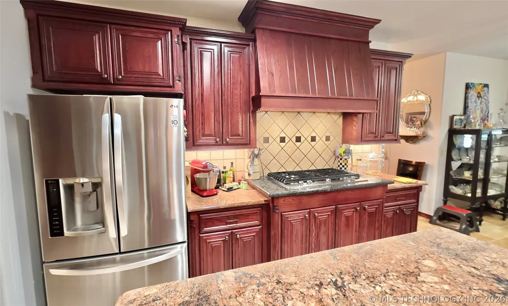 418970 E 1152 ROAD Checotah, OK 74426