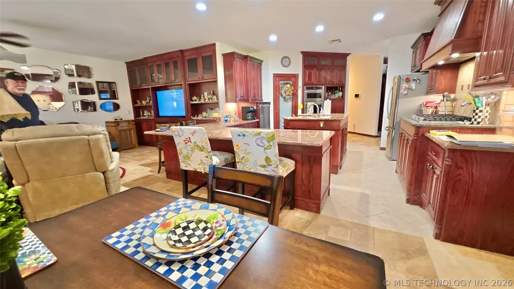 418970 E 1152 ROAD Checotah, OK 74426