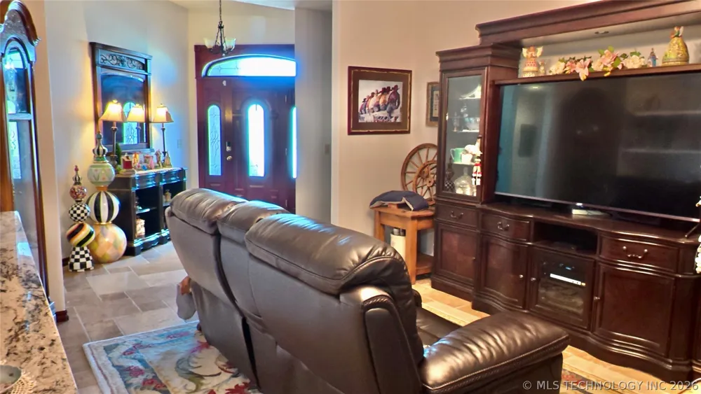 418970 E 1152 ROAD Checotah, OK 74426