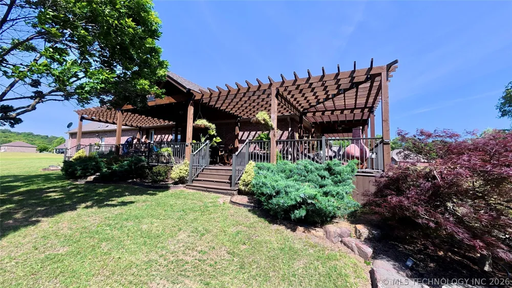 418970 E 1152 ROAD Checotah, OK 74426