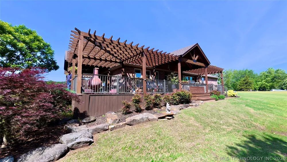 418970 E 1152 ROAD Checotah, OK 74426