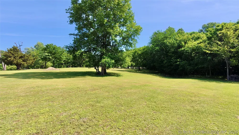 418970 E 1152 ROAD Checotah, OK 74426