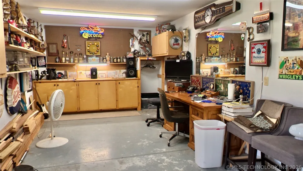 418970 E 1152 ROAD Checotah, OK 74426