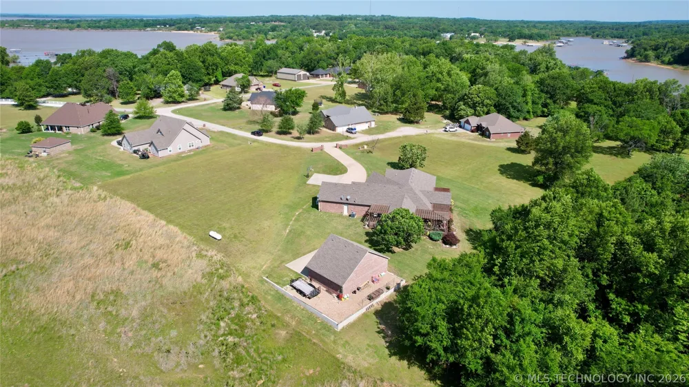 418970 E 1152 ROAD Checotah, OK 74426
