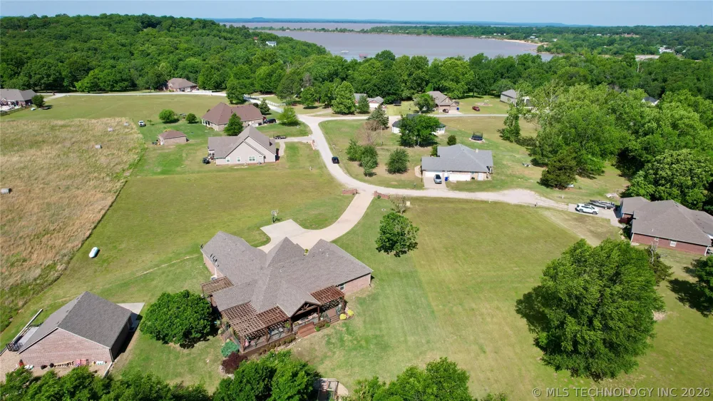 418970 E 1152 ROAD Checotah, OK 74426