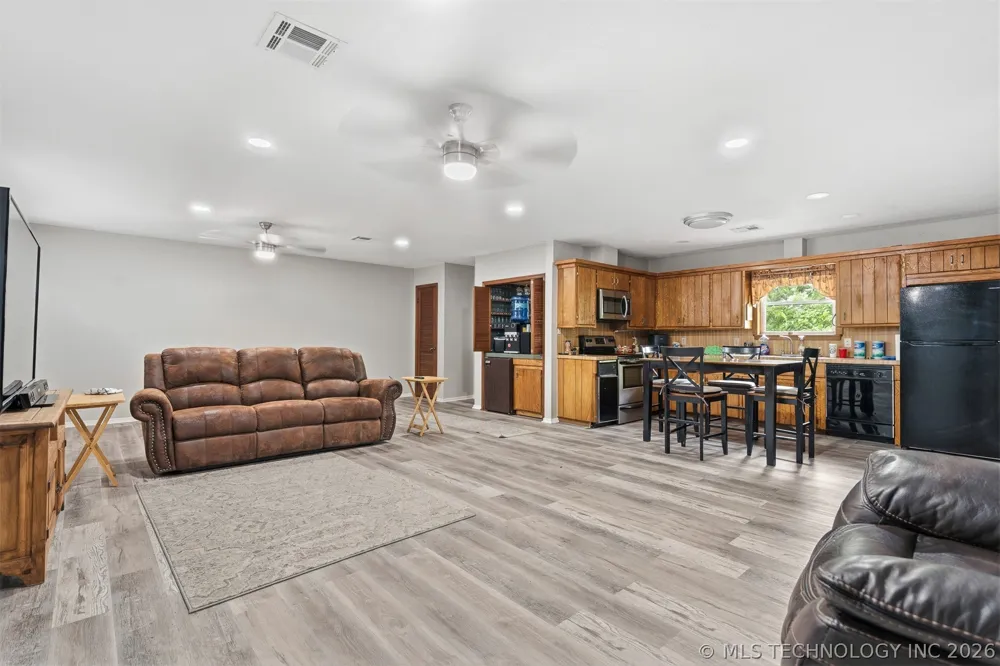 710 White Rock Marietta, OK 73448