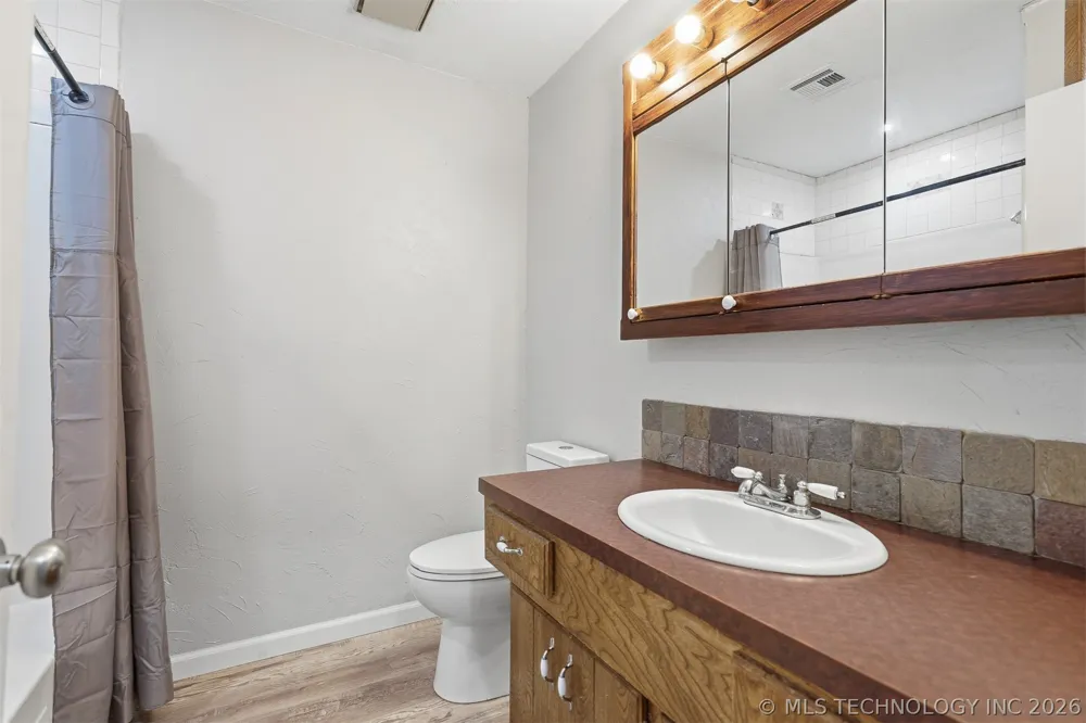 710 White Rock Marietta, OK 73448