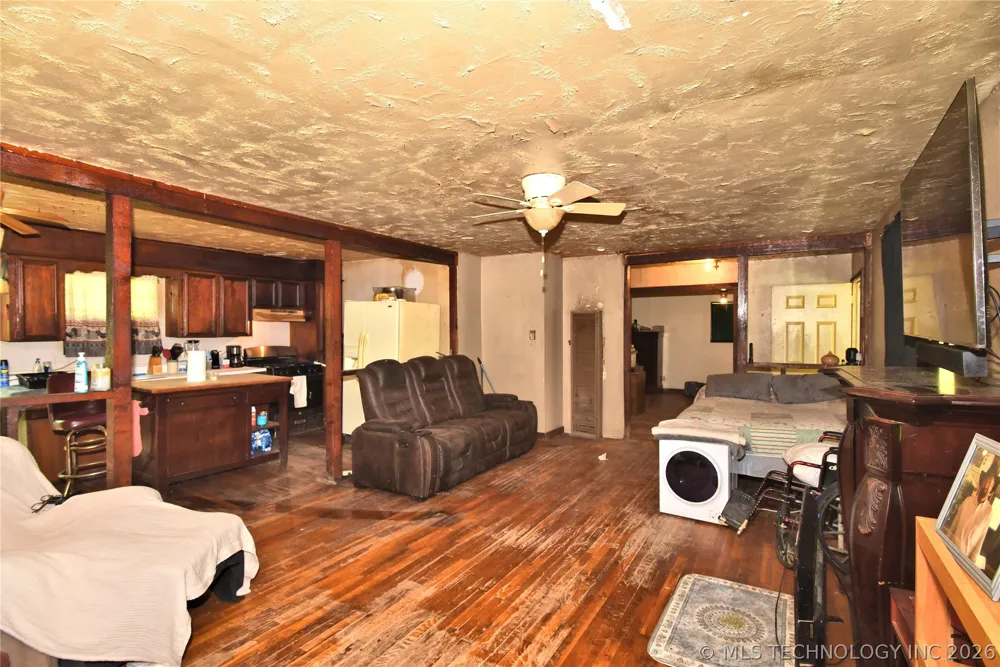 17365 Redbud Drive Catoosa, OK null