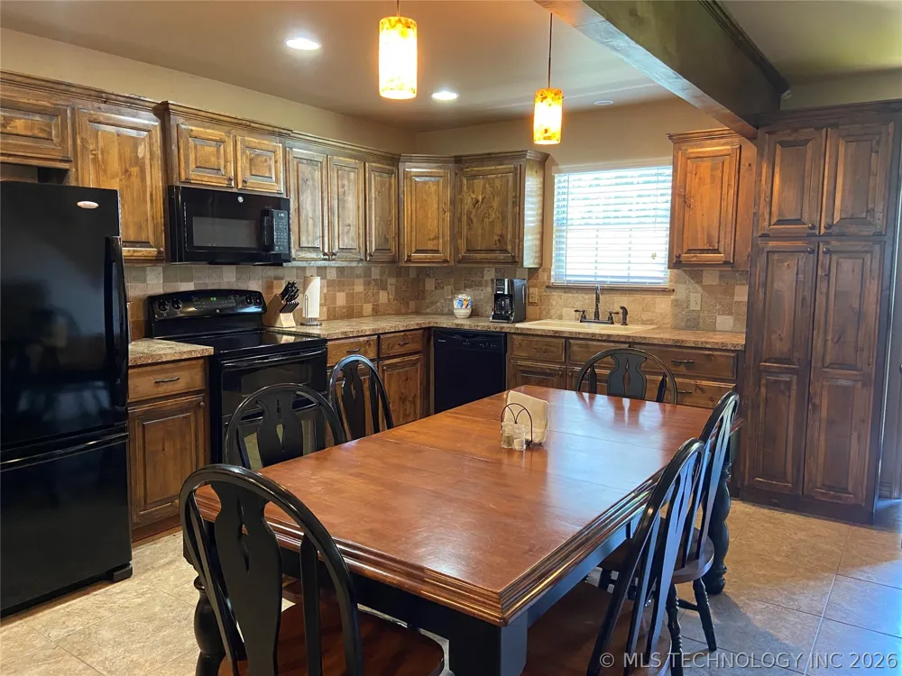 135 96 ROAD #11 Eucha, OK 74342