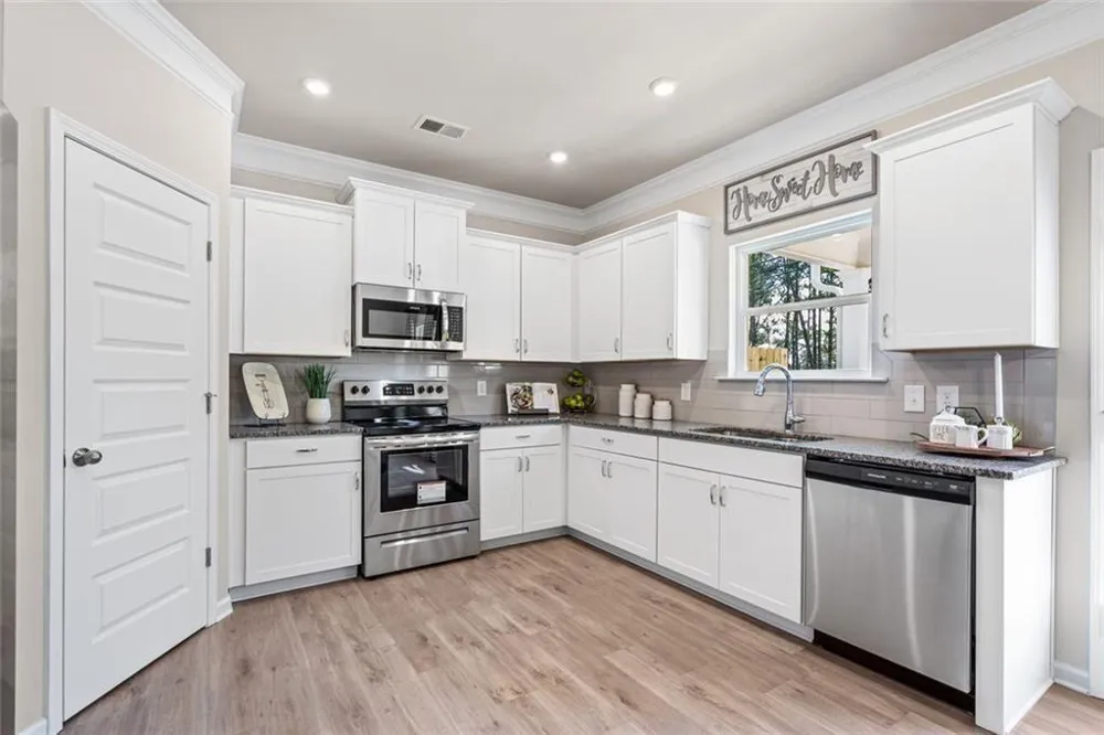210 Clara Crossing #13 Cartersville, GA 30121