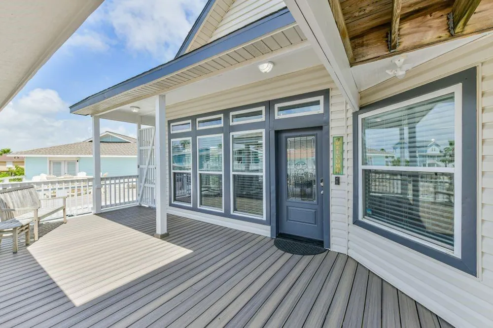 4319 Spanish Main Jamaica Beach, TX 77554