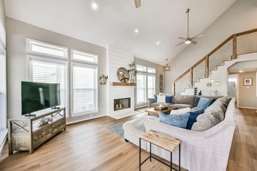 4319 Spanish Main Jamaica Beach, TX 77554