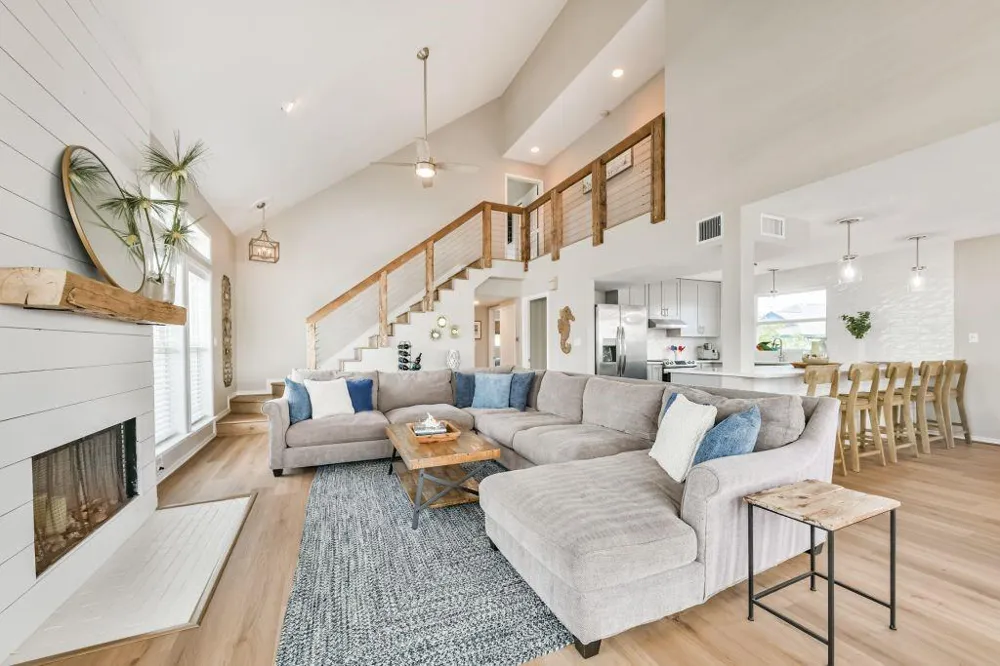 4319 Spanish Main Jamaica Beach, TX 77554