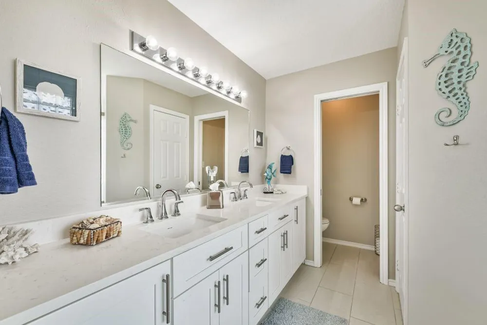 4319 Spanish Main Jamaica Beach, TX 77554