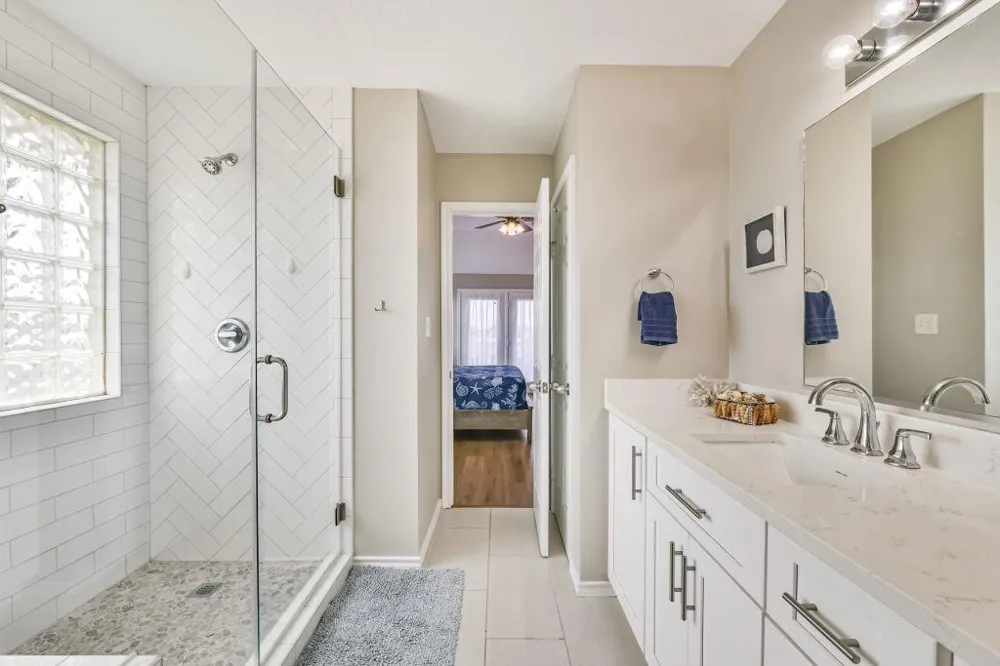 4319 Spanish Main Jamaica Beach, TX 77554