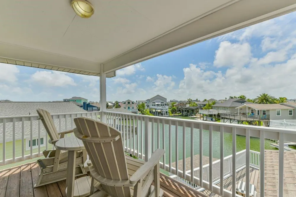 4319 Spanish Main Jamaica Beach, TX 77554