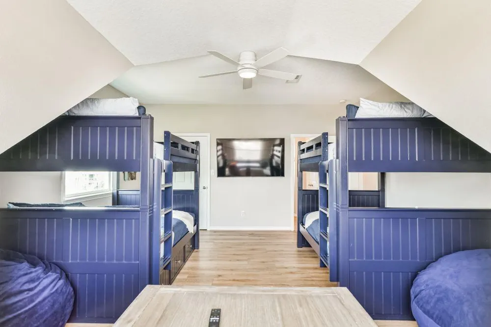4319 Spanish Main Jamaica Beach, TX 77554