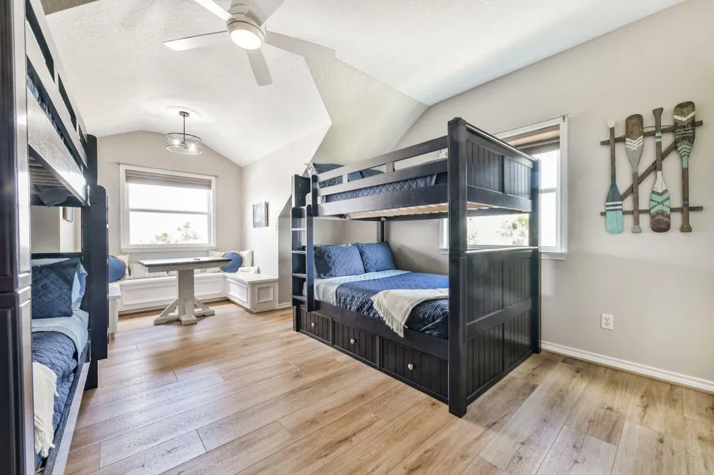 4319 Spanish Main Jamaica Beach, TX 77554