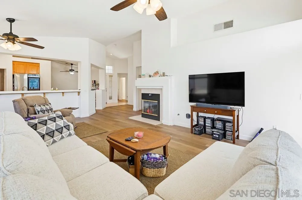 2501 Columbine Drive Alpine, CA 91901