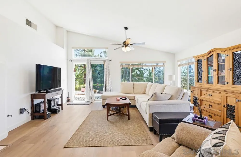 2501 Columbine Drive Alpine, CA 91901