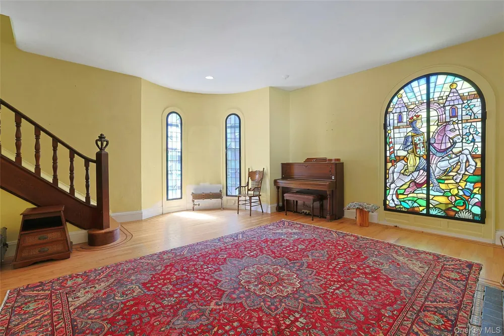 16 Lewis Road Irvington, NY 10533