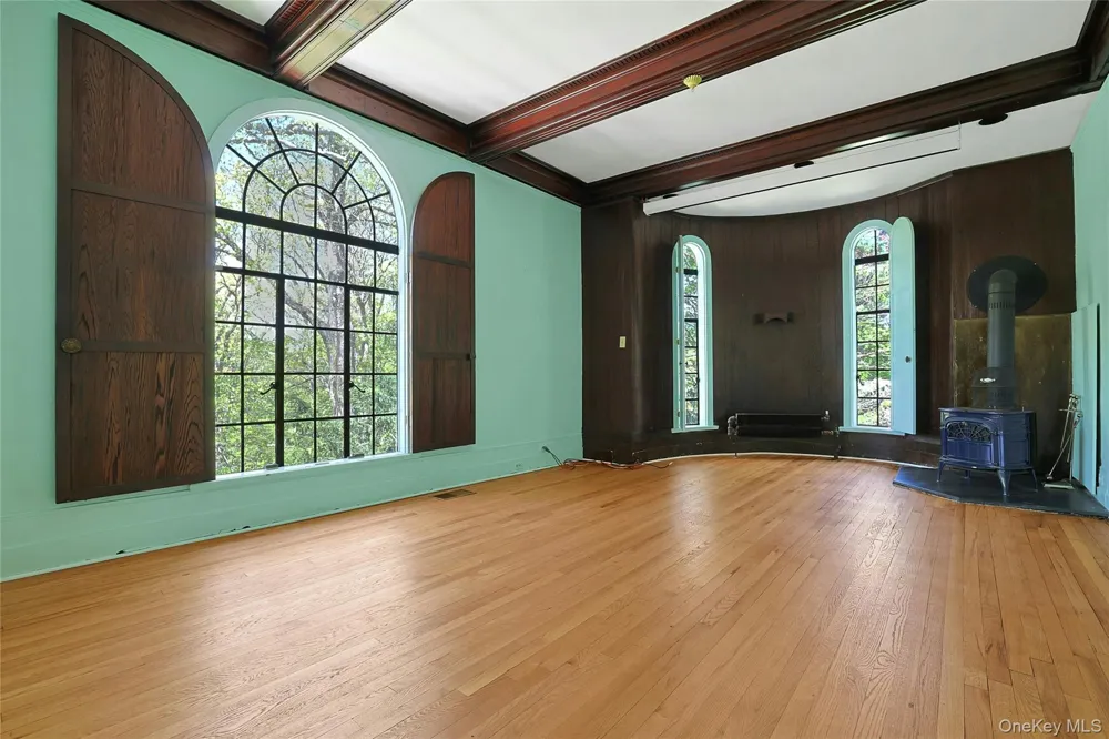 16 Lewis Road Irvington, NY 10533
