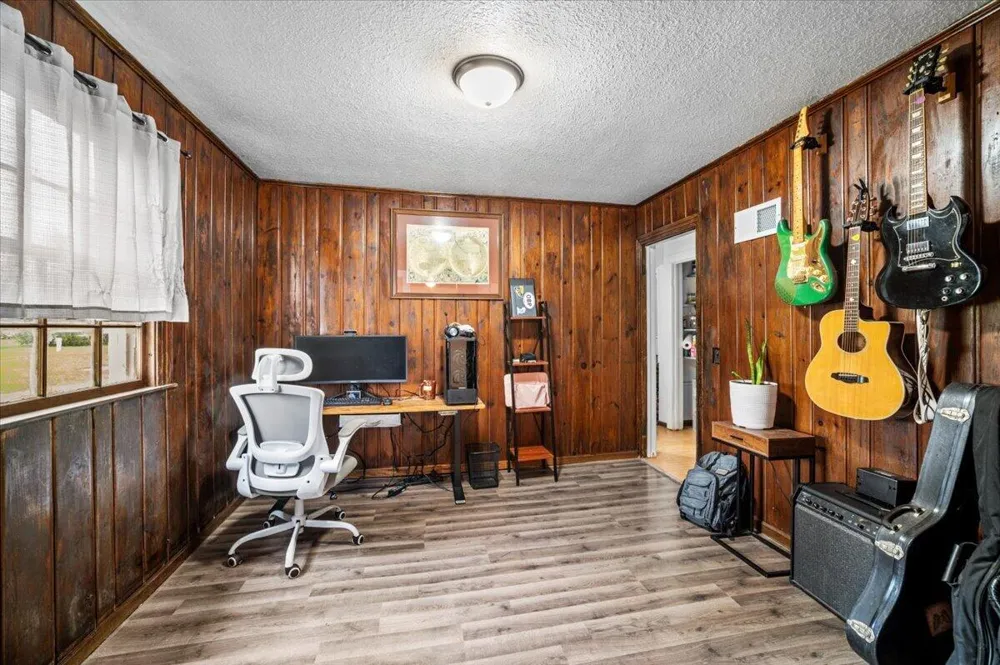 5599 Howard City Edmore Road Home Township, MI 48891