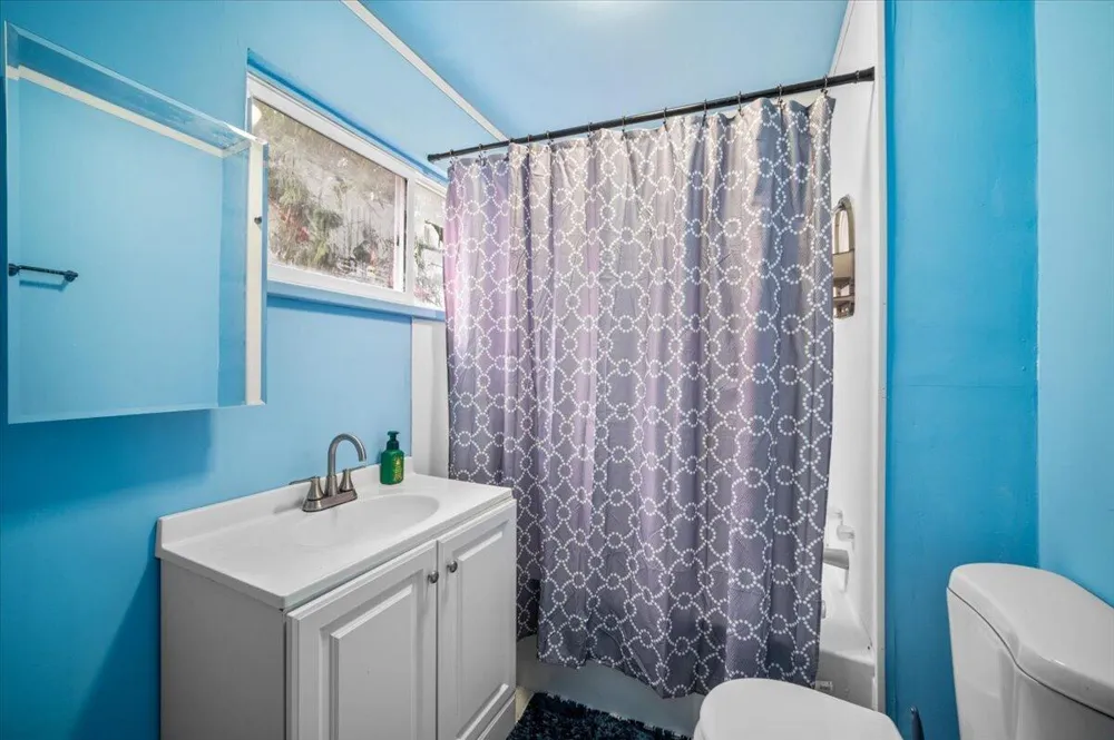 5599 Howard City Edmore Road Home Township, MI 48891