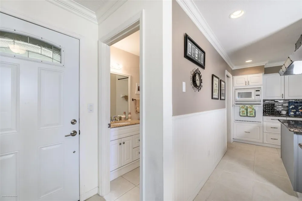 1477 PARK BEACH CIRCLE #33 Punta Gorda, FL 33950
