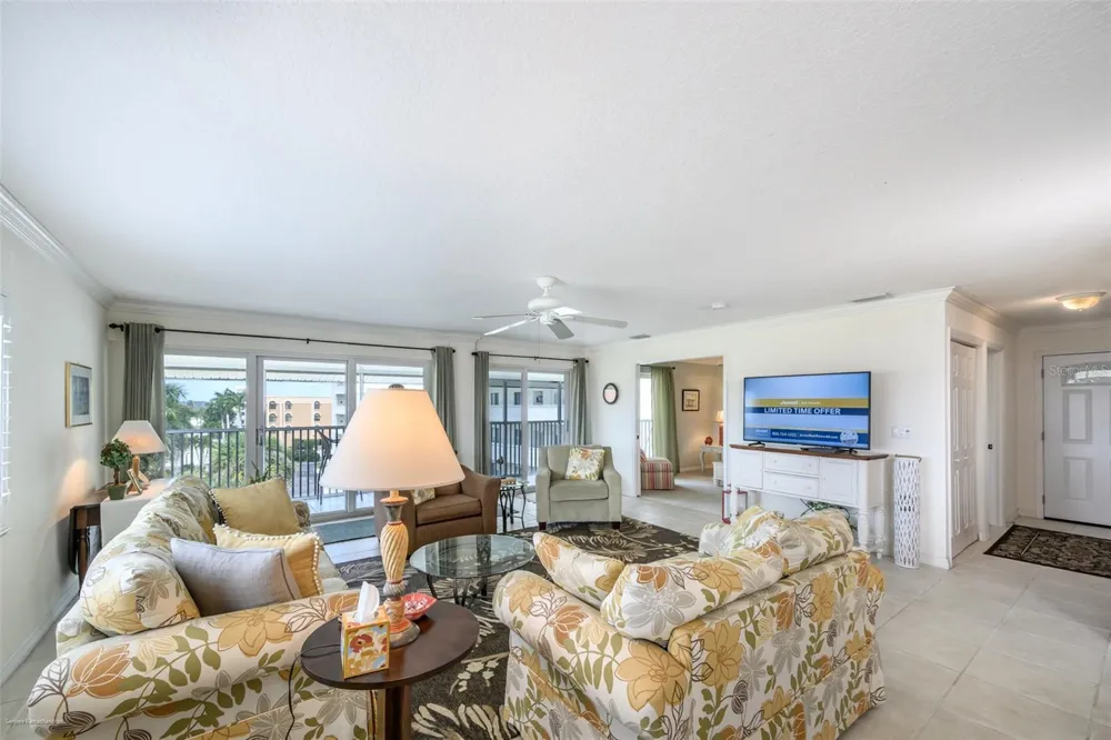 1477 PARK BEACH CIRCLE #33 Punta Gorda, FL 33950