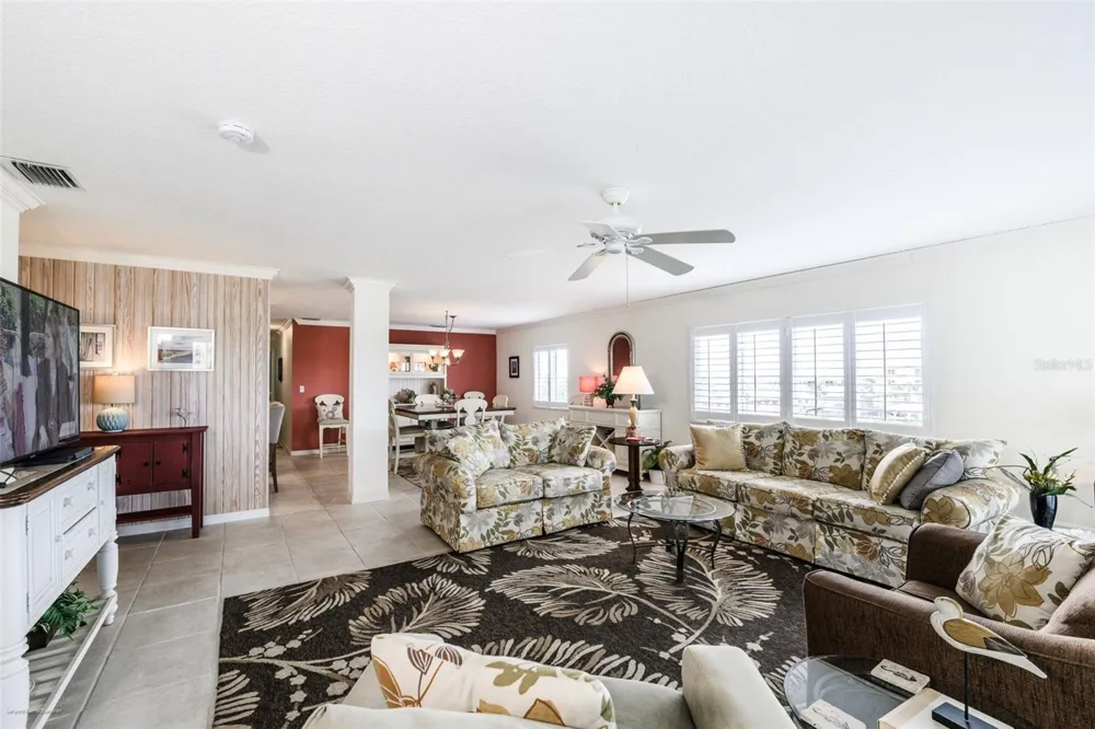 1477 PARK BEACH CIRCLE #33 Punta Gorda, FL 33950