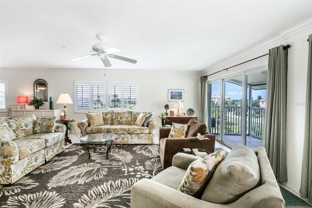 1477 PARK BEACH CIRCLE #33 Punta Gorda, FL 33950