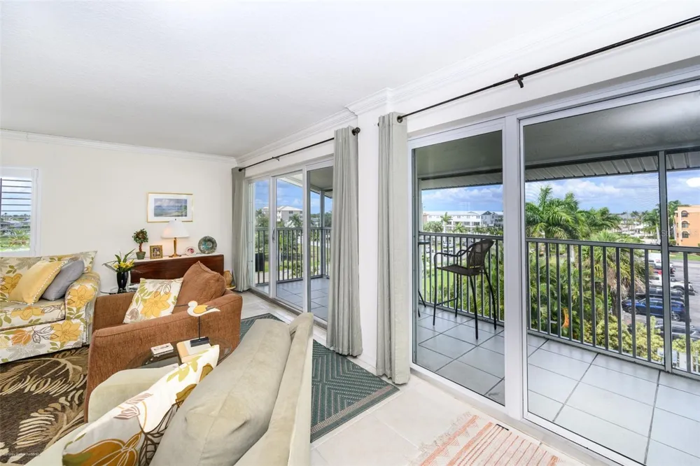 1477 PARK BEACH CIRCLE #33 Punta Gorda, FL 33950