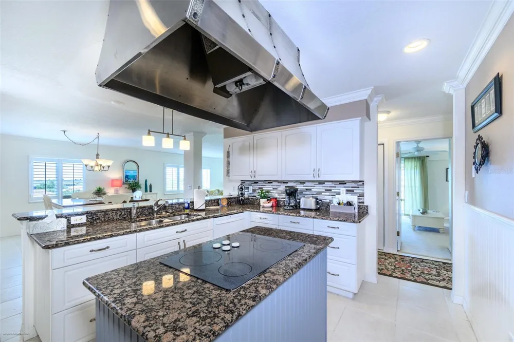 1477 PARK BEACH CIRCLE #33 Punta Gorda, FL 33950