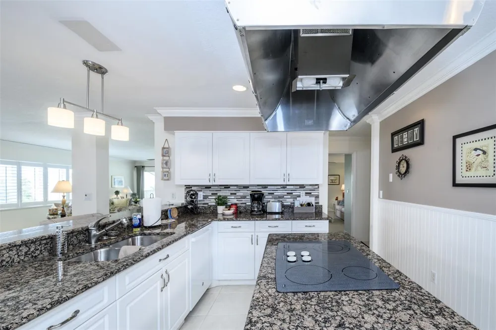 1477 PARK BEACH CIRCLE #33 Punta Gorda, FL 33950