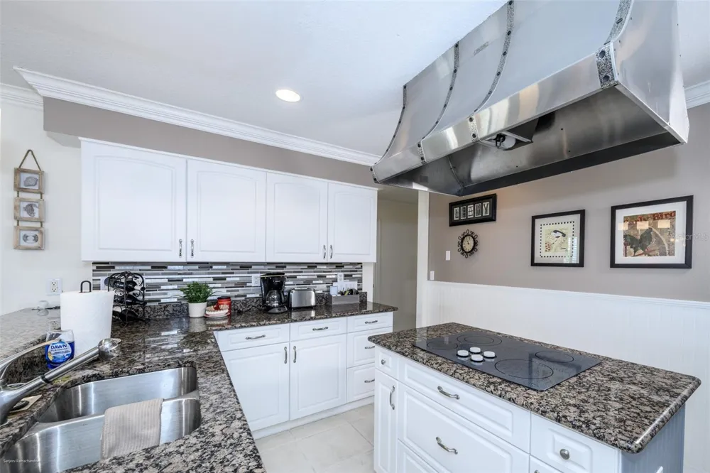 1477 PARK BEACH CIRCLE #33 Punta Gorda, FL 33950