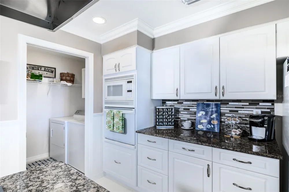 1477 PARK BEACH CIRCLE #33 Punta Gorda, FL 33950