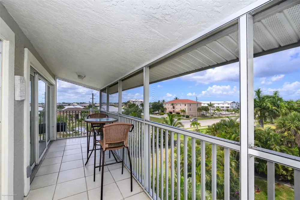 1477 PARK BEACH CIRCLE #33 Punta Gorda, FL 33950