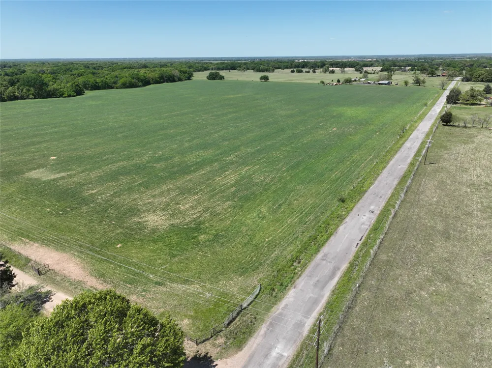 1 County Road 2145 Telephone, TX 75488