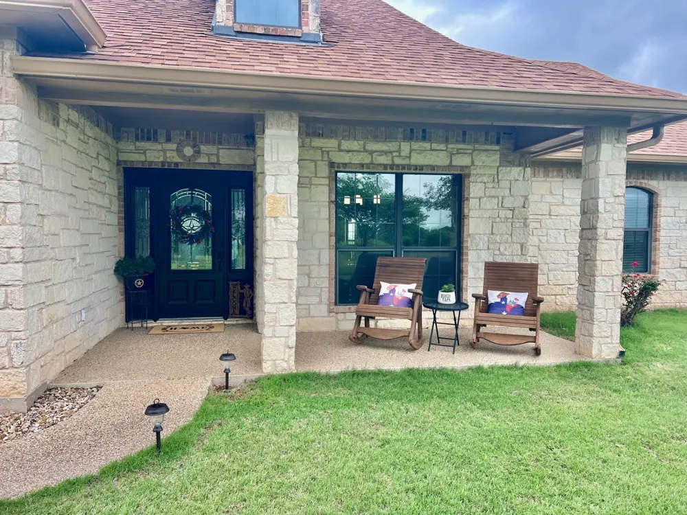 2276 Hodge Moody, TX 76557