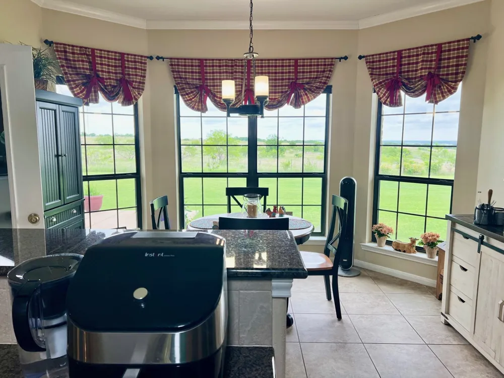 2276 Hodge Moody, TX 76557