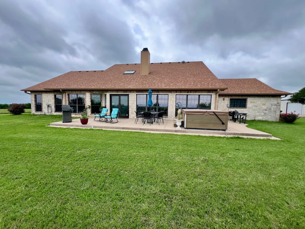 2276 Hodge Moody, TX 76557