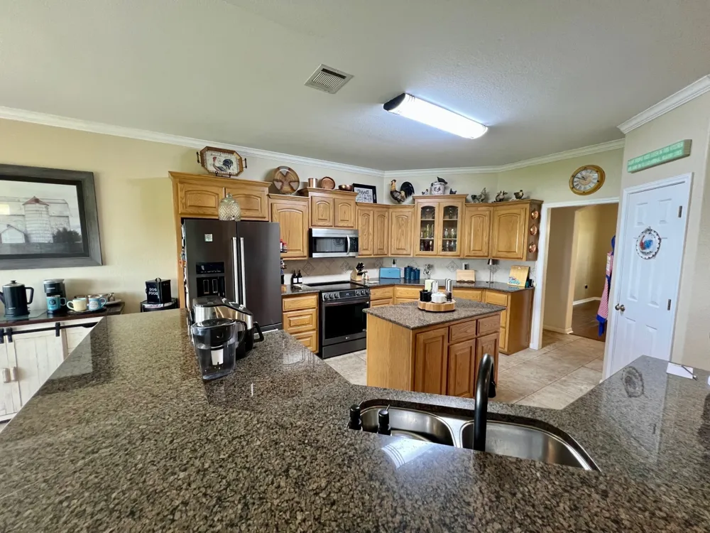 2276 Hodge Moody, TX 76557