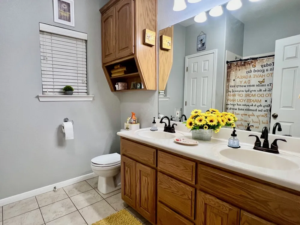 2276 Hodge Moody, TX 76557