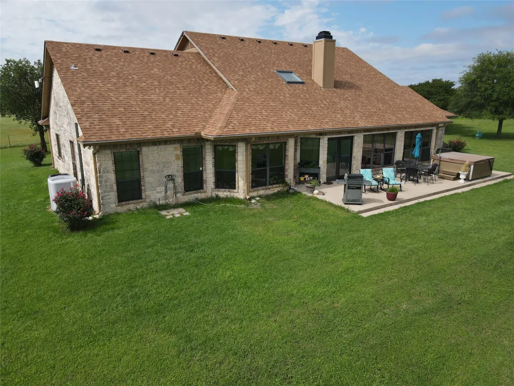 2276 Hodge Moody, TX 76557